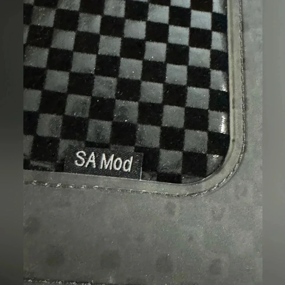 Seth Aaron SA Mod iPad Leather Case Modern White Cream Black Red